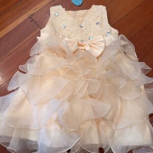 Toddler Girls 3T Sleeveless Ruffle Dress Yellow Brand New